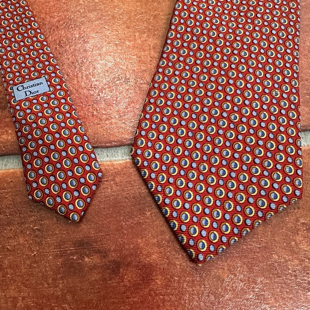 Christian Dior Red Geometric 100% Silk Handmade Mens Necktie